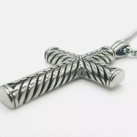 Mens Stainless Steel Vintage Cross Pendant Necklace - Picture 5 of 5